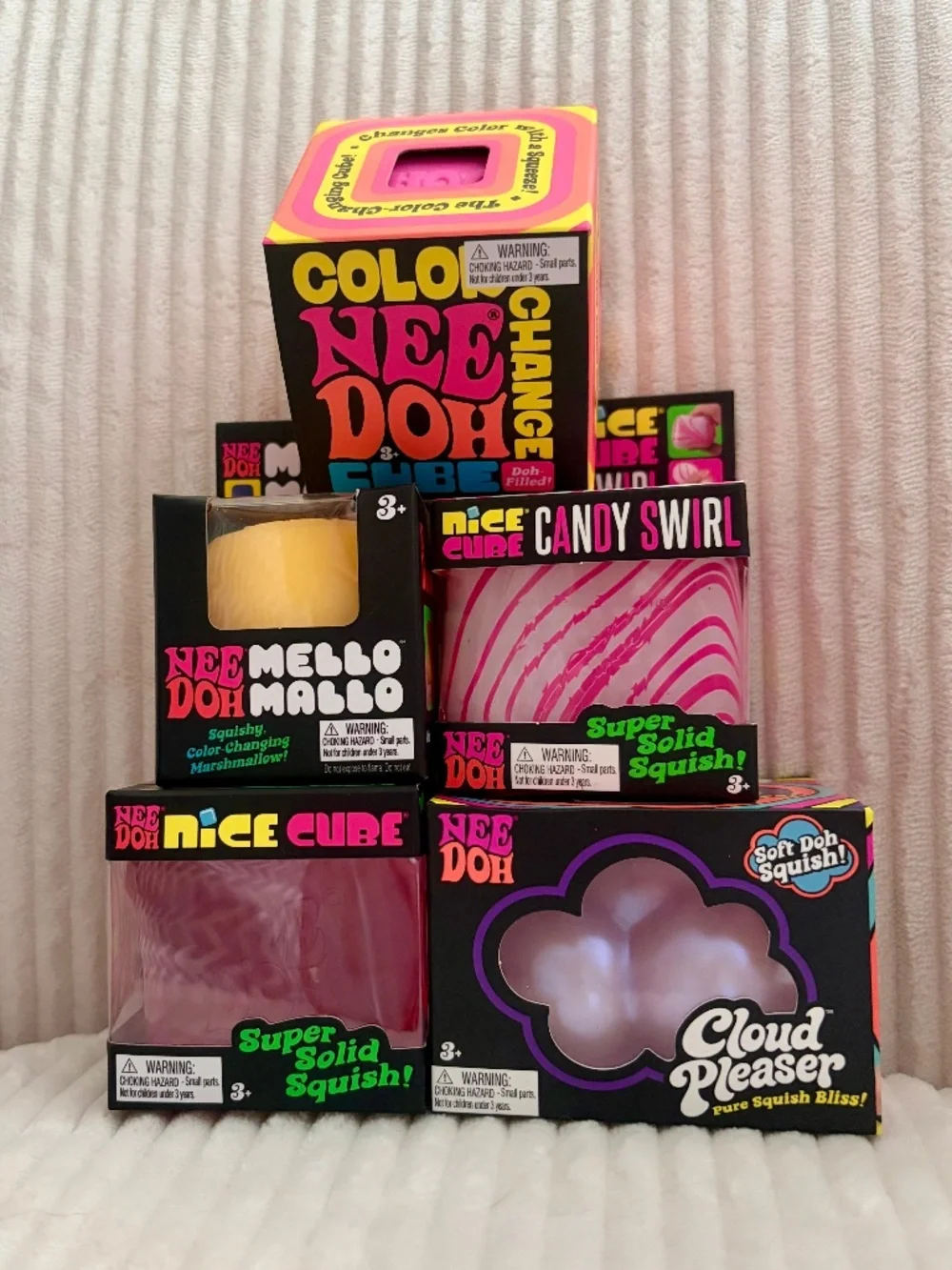 NeeDoh VIRAL squeezy toy bundle